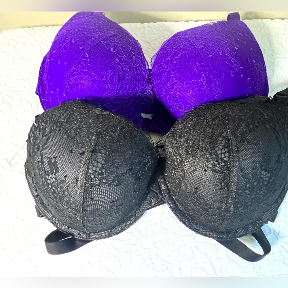 Victoria's Secret Black and Purple Lace Bra Set